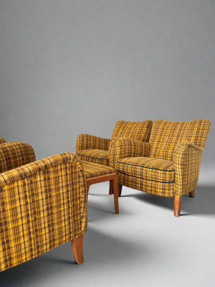 Set of 4 Armchairs with Ottoman by Möbelindustries Oelsa – Rabeneau PS 28, Beech & Tartan Fabric, 1950s
