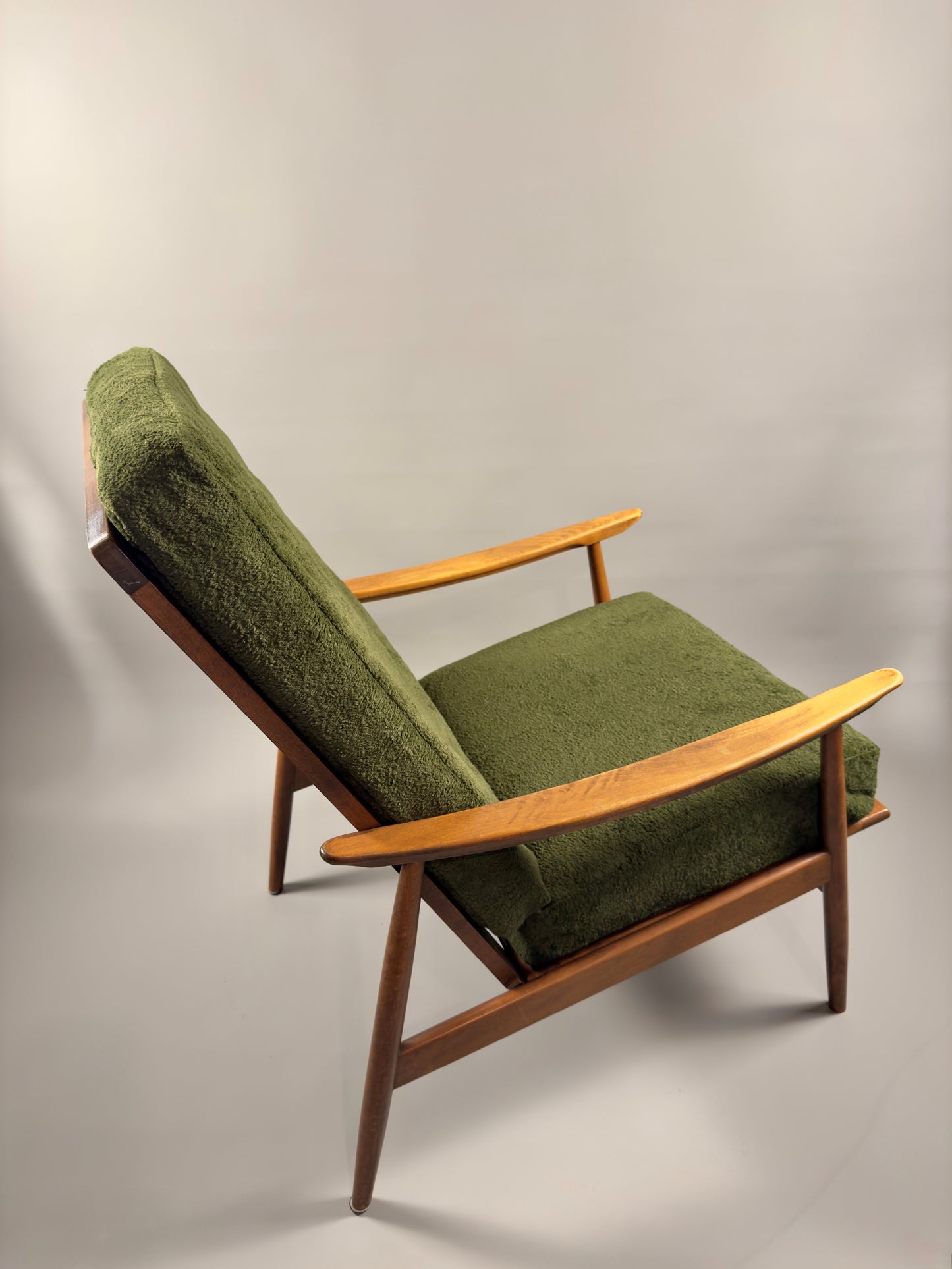 Scandinavian Lounge Chair – Green Upholstery, Beech Wood, Vintage