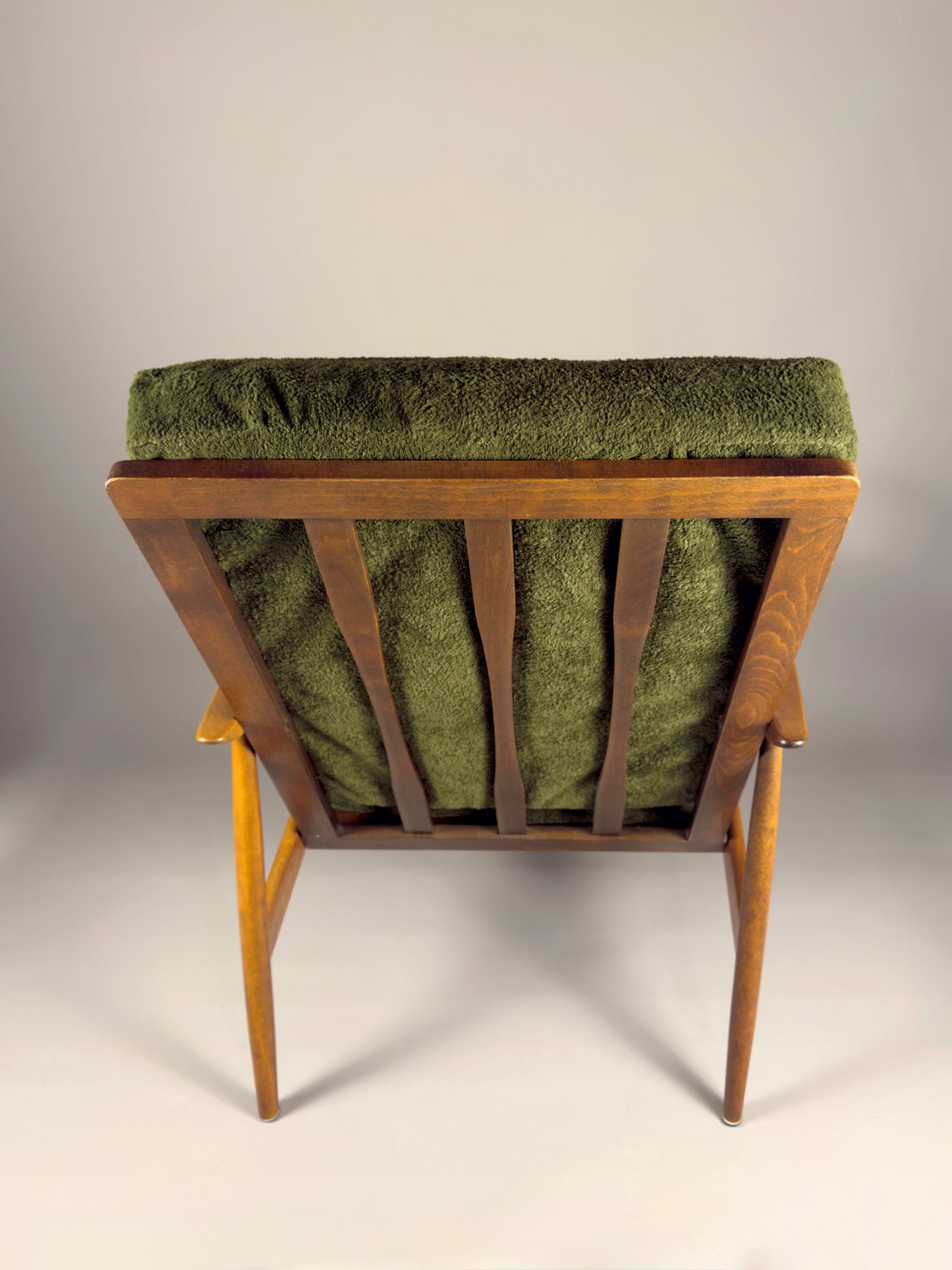Scandinavian Lounge Chair – Green Upholstery, Beech Wood, Vintage