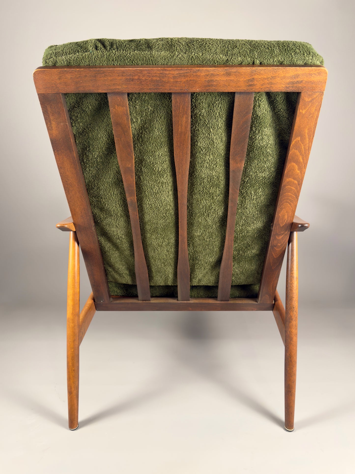 Scandinavian Lounge Chair – Green Upholstery, Beech Wood, Vintage