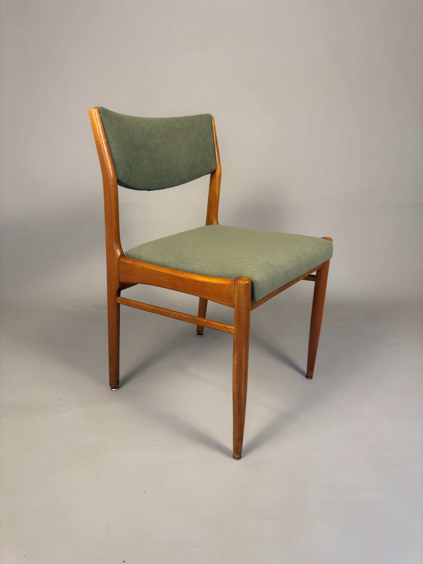 Set of four vintage Scandinavian dining chairs – beech wood & green upholstery