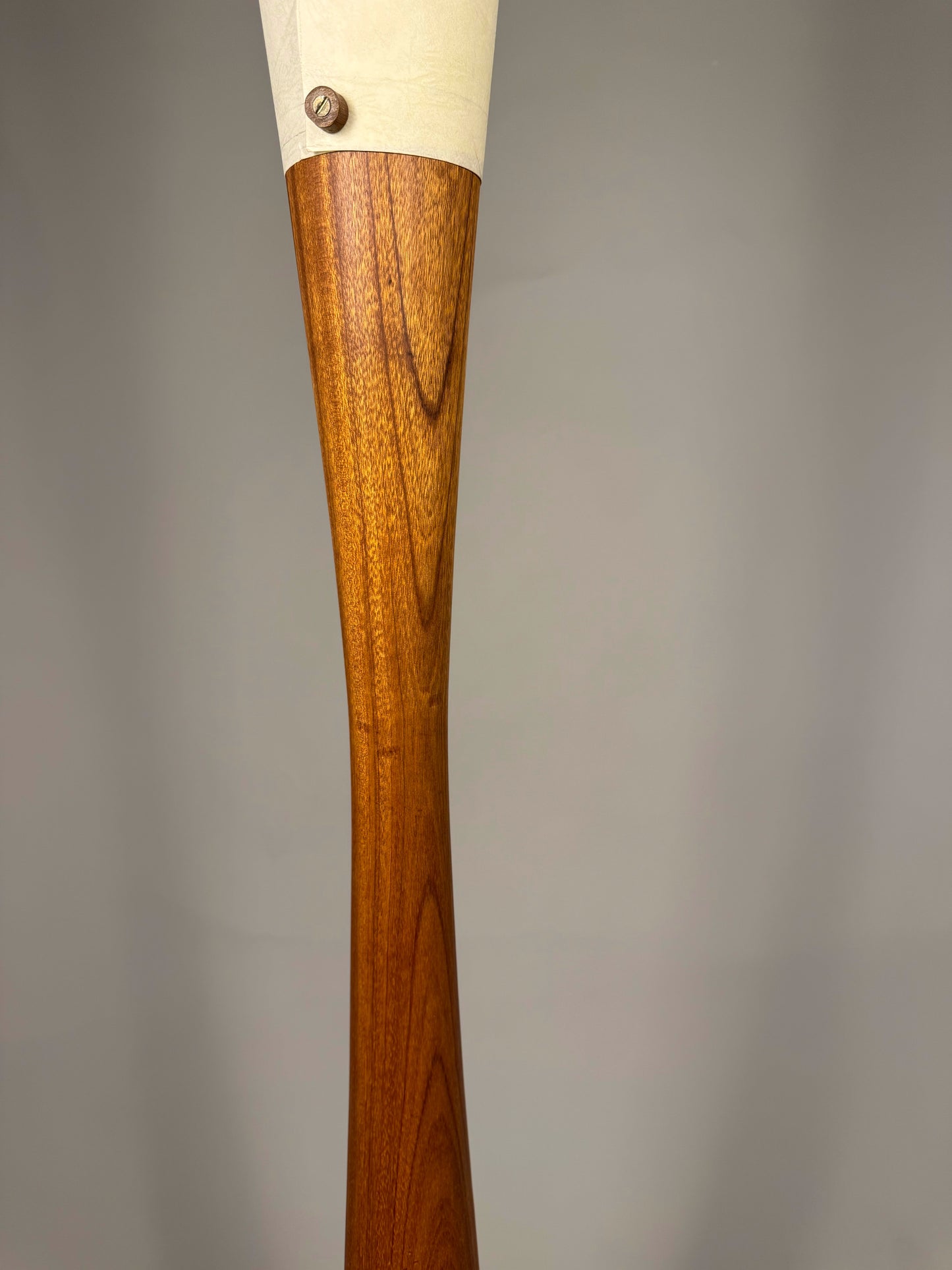 Sculptural floor lamp – exotic wood & textured shade, vintage modern style