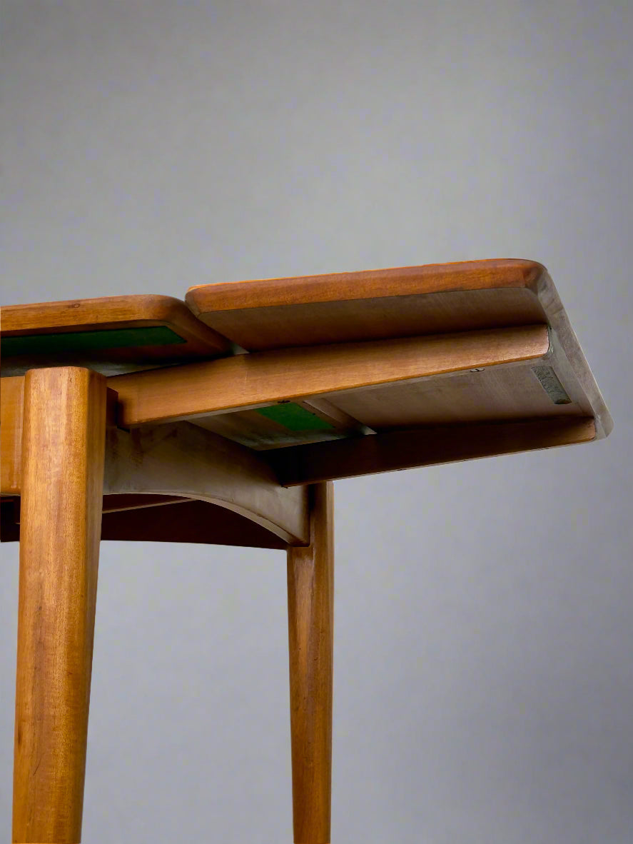 Scandinavian dining table – teak veneer top, extendable
