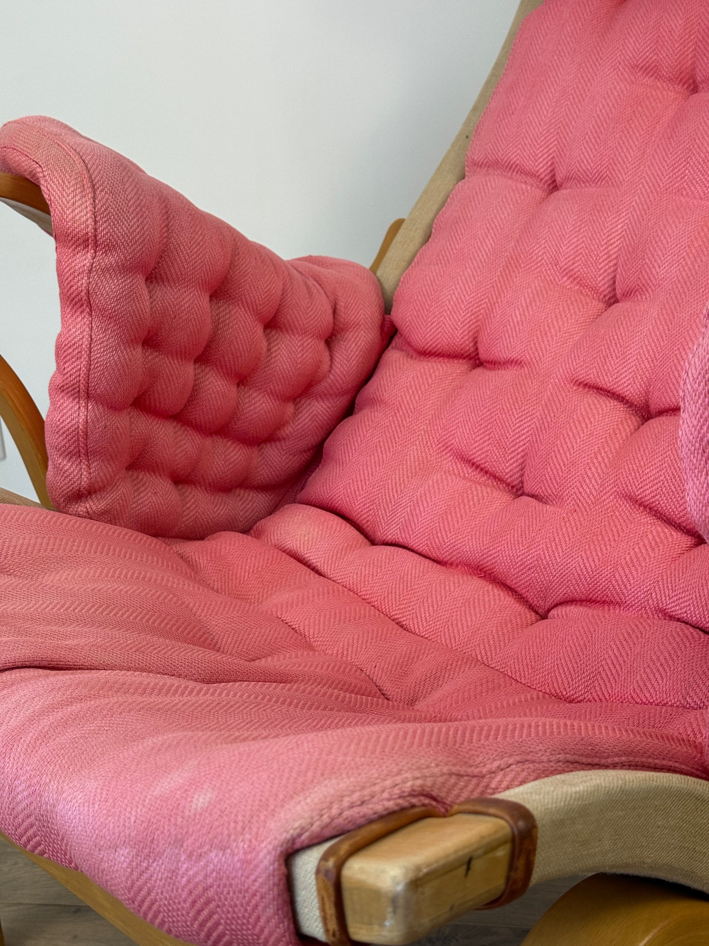 Pernilla Armchair by Bruno Mathsson for DUX – Pink Upholstery, 1970s–1980s