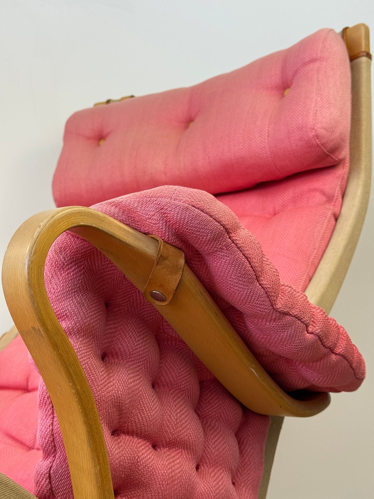 Pernilla Armchair by Bruno Mathsson for DUX – Pink Upholstery, 1970s–1980s