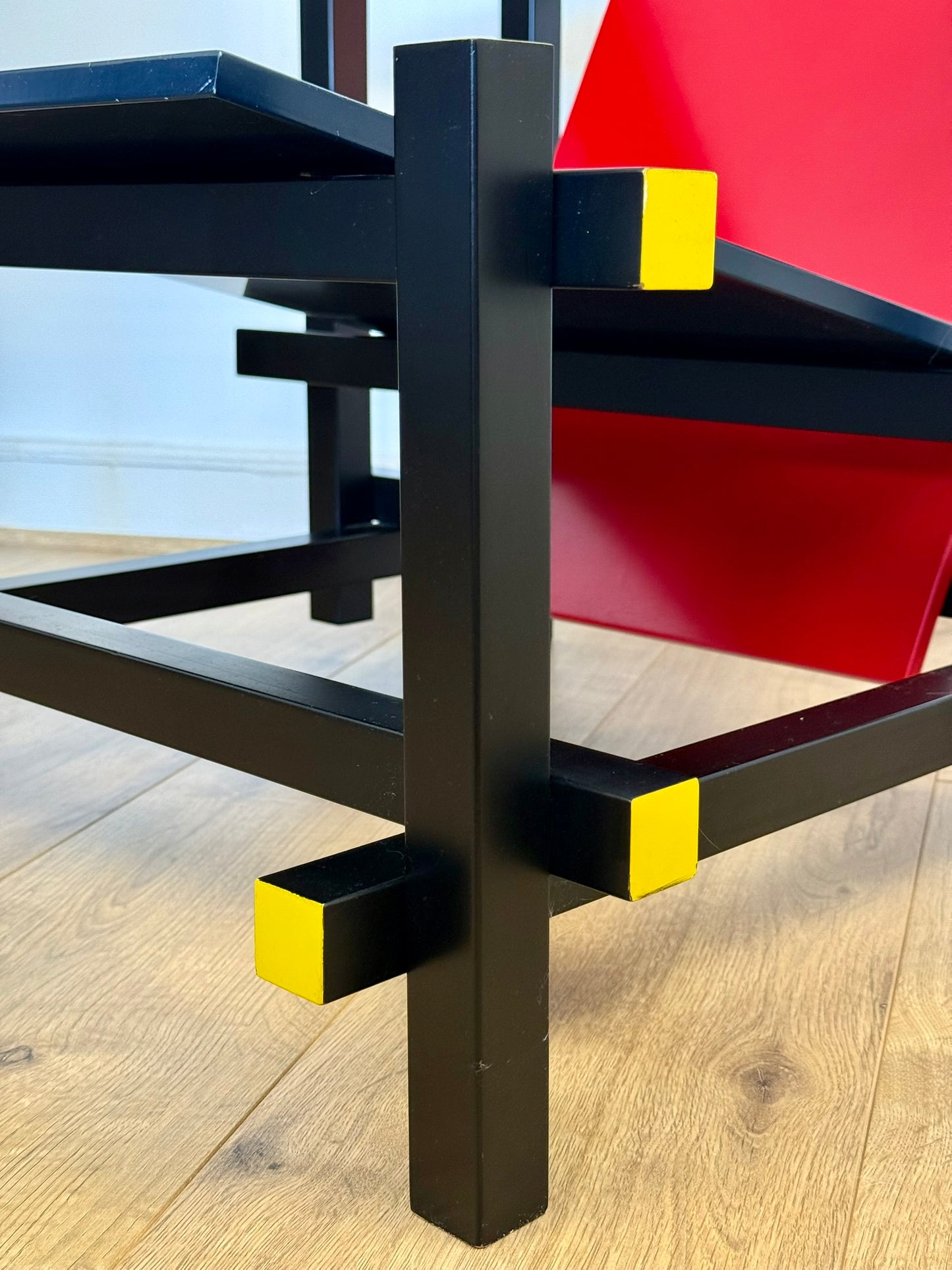 Red and Blue Chair in the Style of Gerrit Rietveld - De Stijl Movement