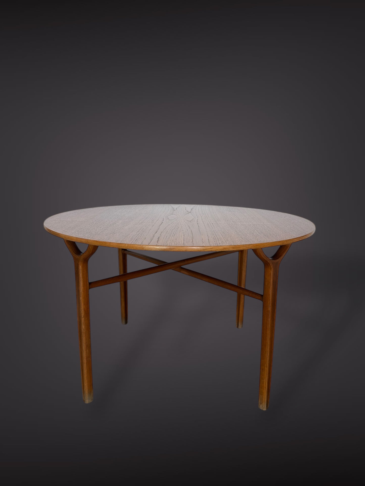 Round Coffee Table by Peter Hvidt & Orla Mølgaard-Nielsen for Fritz Hansen – Model 6900