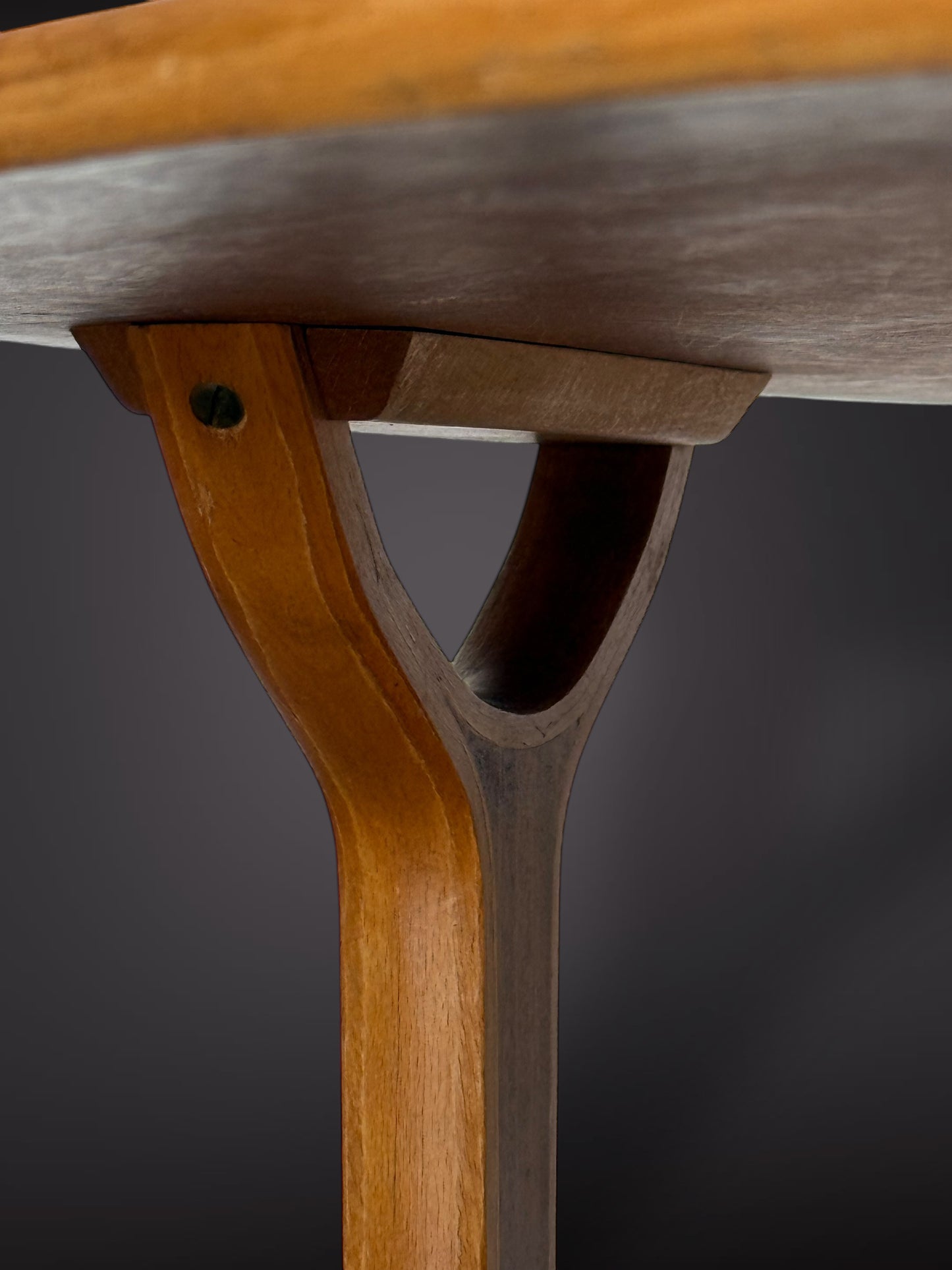 Round Coffee Table by Peter Hvidt & Orla Mølgaard-Nielsen for Fritz Hansen – Model 6900