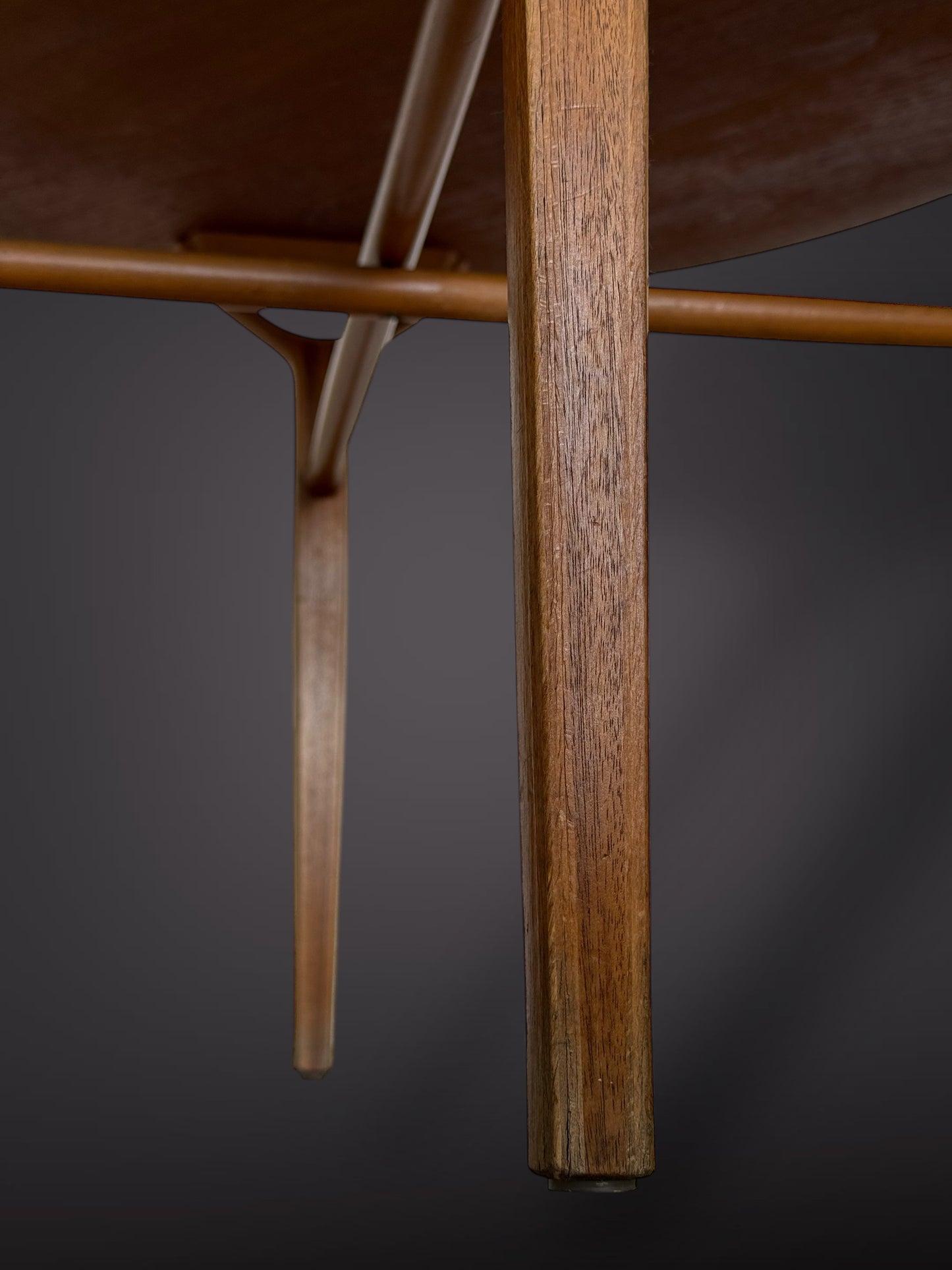 Round Coffee Table by Peter Hvidt & Orla Mølgaard-Nielsen for Fritz Hansen – Model 6900
