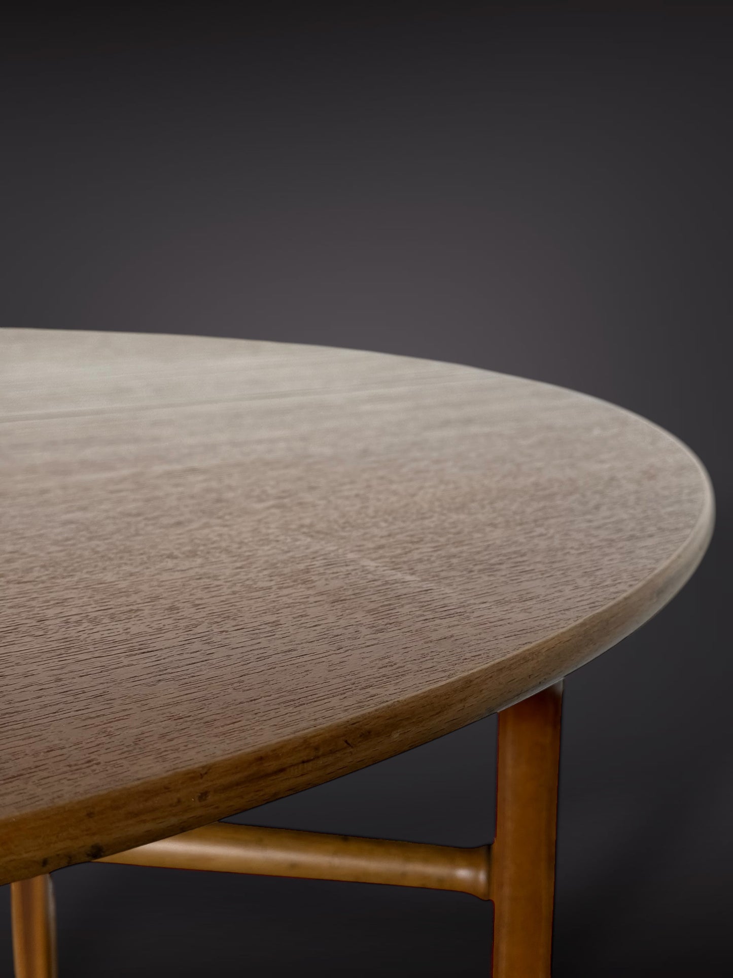 Round Coffee Table by Peter Hvidt & Orla Mølgaard-Nielsen for Fritz Hansen – Model 6900