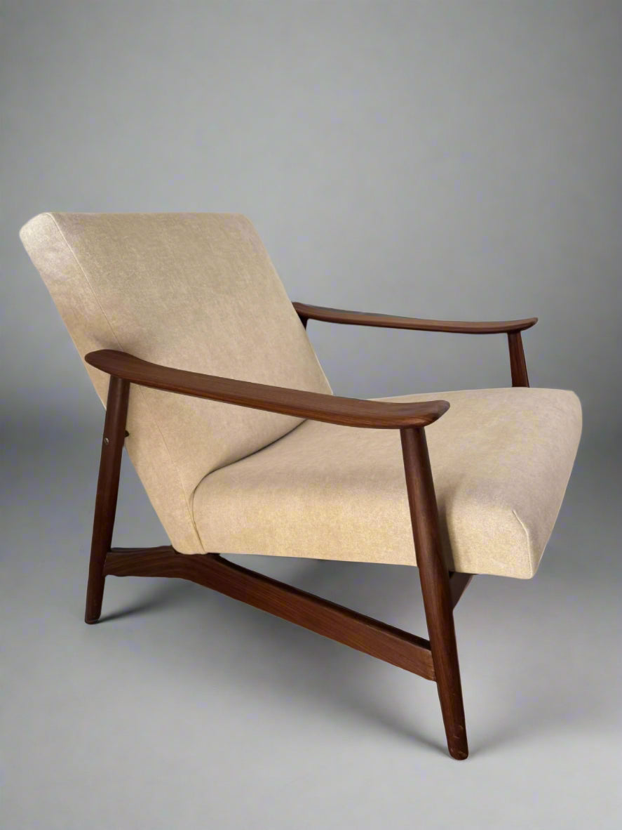 Scandinavian Teak Lounge Chair – Mid-Century Modern