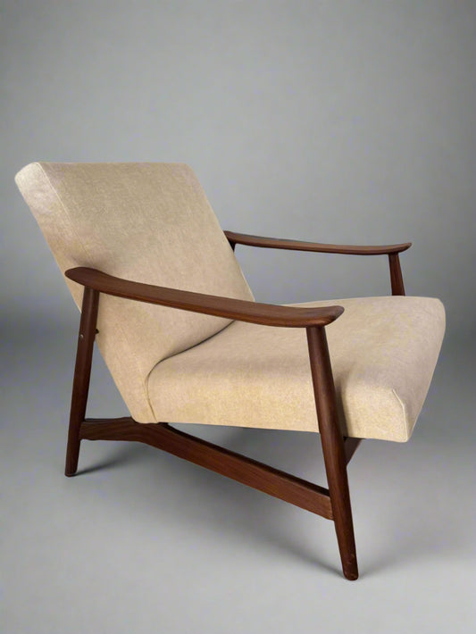 Scandinavian Teak Lounge Chair – Mid-Century Modern