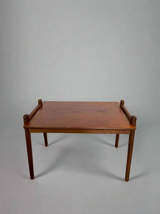 Side Table by Fredrik A. Kayser for Vatne Lenestolfabrikk – Teak, Scandinavian Modern