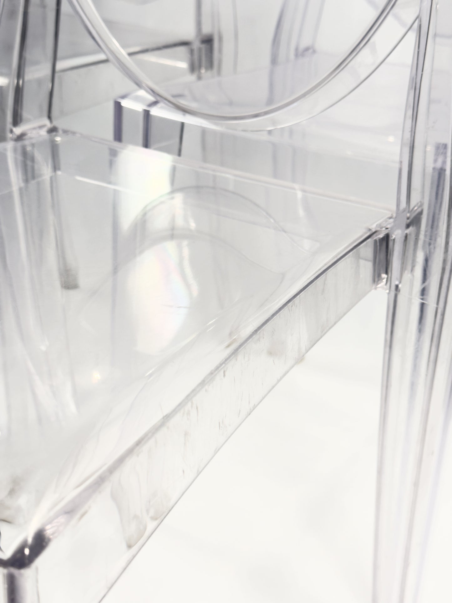 Set of 4 Victoria Ghost Chairs by Philippe Starck for Kartell – Transparent, Stackable Design