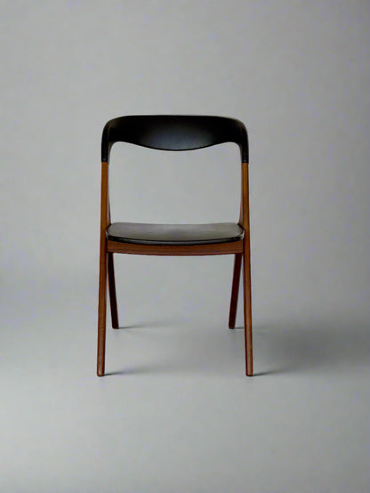 Sonja Chair by Johannes Andersen for Vamo Sønderborg – Teak & Black Skai