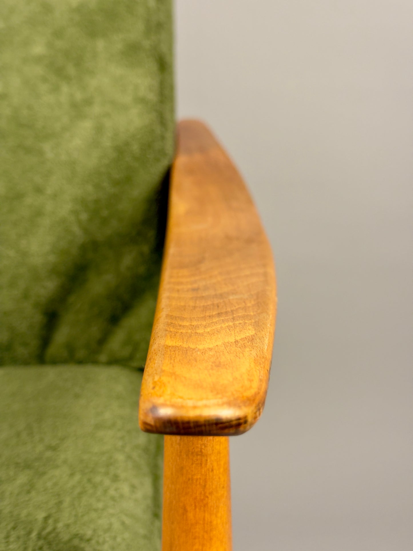 Scandinavian Lounge Chair – Green Upholstery, Beech Wood, Vintage