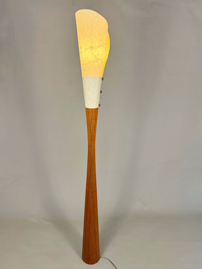 Sculptural floor lamp – exotic wood & textured shade, vintage modern style