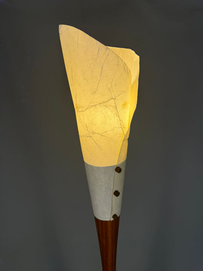 Sculptural floor lamp – exotic wood & textured shade, vintage modern style