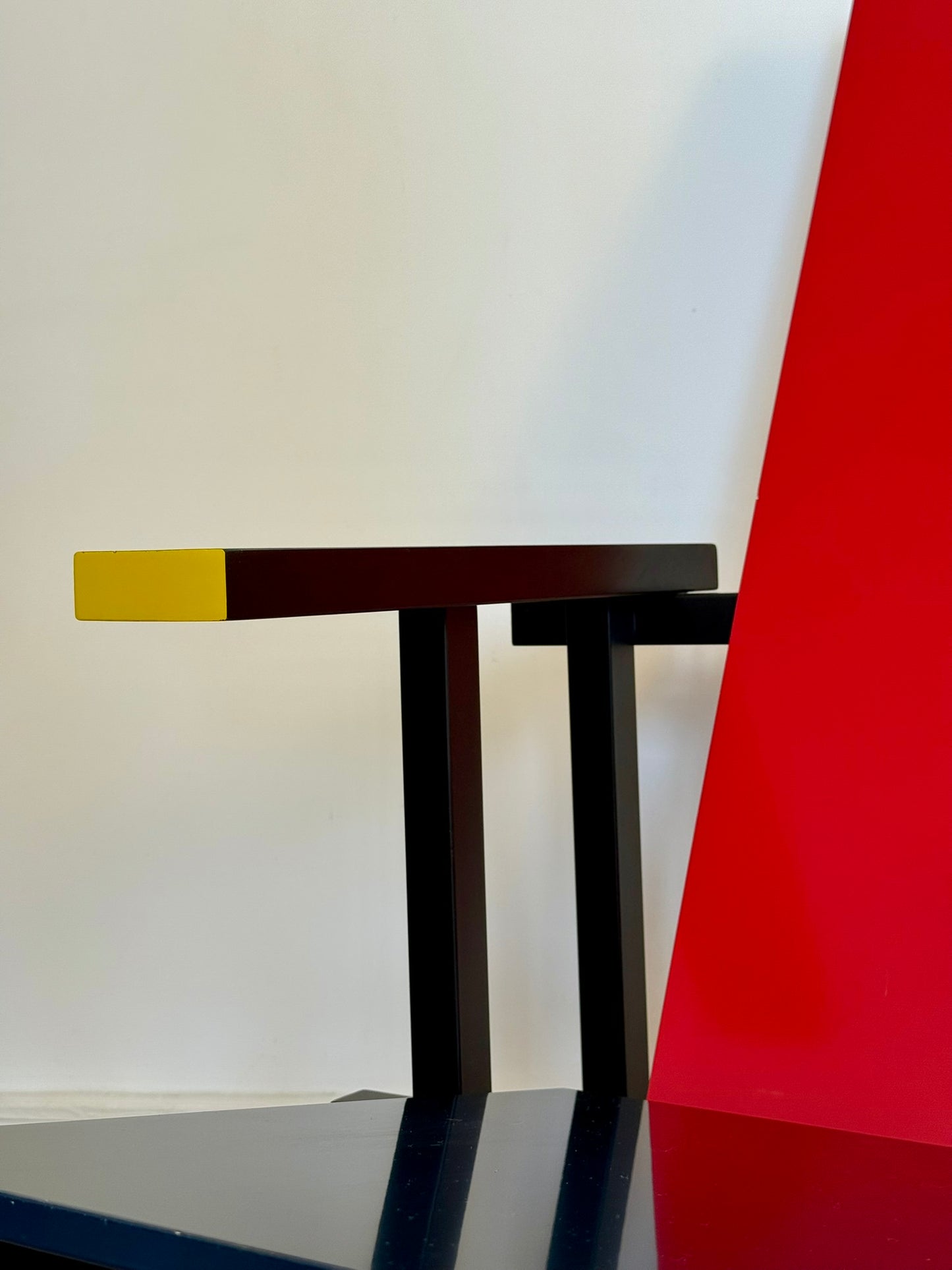 Red and Blue Chair in the Style of Gerrit Rietveld - De Stijl Movement